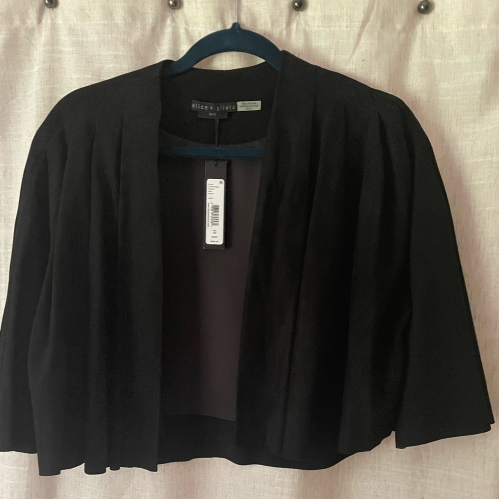 NWT Alice and Olivia goat leather crop swing jacket